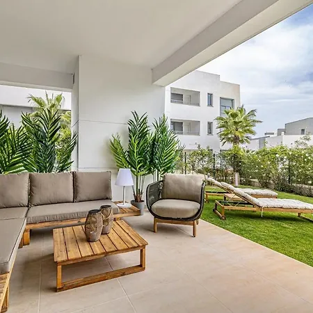 Vanian Gardens - 3br With Garden Estepona
