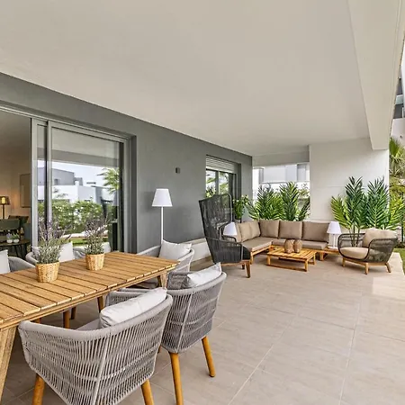 Vanian Gardens - 3br With Garden * Estepona